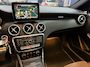 Mercedes-Benz A-klasse 180 Ambition / PANORAMADAK / AUTOMAAT / DEALER ONDERHOUDEN