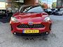 Toyota Yaris Cross 1.5 Hybrid Executive Bi-Tone // AFN. TREKHAAK // HALF LEDER // DODEHOEK // ELEK. KLEP // 360 CAMERA+SENSOREN // STUUR+STOELVERWARMING // ADAPT. CRUISE //
