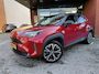Toyota Yaris Cross 1.5 Hybrid Executive Bi-Tone // AFN. TREKHAAK // HALF LEDER // DODEHOEK // ELEK. KLEP // 360 CAMERA+SENSOREN // STUUR+STOELVERWARMING // ADAPT. CRUISE //