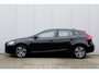 Volvo V40 2.0 T2 Nordic+ Dealer onderhouden | Standkachel | Trekhaak | LED verlichting | 16 inch lichtmetalen velgen | Stoelverwarming | Verwarmbare voorruit | Sensus Full-map navigatie | Bluetooth telefoonvoorbereiding