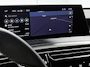 Peugeot E-3008 SUV Allure Avantage 73 kWh 210pk | Accu 99 % | 526km WLTP Actieradius | Navigatie | 360° Camera | Stuurverwarming | Adaptieve Cruise Control | Climate Control | Parkeersensoren v+a | Dodehoeksensor | Led koplampen | Keyless | Draadloze Apple Carplay / Android Auto + Telefoonlader | Donker getint glas | Trekhaak | 19" Lichtmetalen velgen |