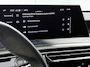 Peugeot E-3008 SUV Allure Avantage 73 kWh 210pk | Accu 99 % | 526km WLTP Actieradius | Navigatie | 360° Camera | Stuurverwarming | Adaptieve Cruise Control | Climate Control | Parkeersensoren v+a | Dodehoeksensor | Led koplampen | Keyless | Draadloze Apple Carplay / Android Auto + Telefoonlader | Donker getint glas | Trekhaak | 19" Lichtmetalen velgen |