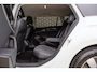 Volkswagen Passat Variant 1.5 eHybrid 204pk Business | SoH 100% | Head-up Display | Side Assist | Massage Voorstoelen