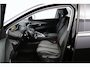 Peugeot 3008 1.2 PureTech Blue Lease Premium/ D-Riem verv: 98.000 KM!/ Virtual Dashb./ Automaat/ Camera/ 18'' LMV/ Apple + Android/ Half-Leder/ Keyless/ PDC V+A/ Navi/ Dode-Hoek DET./ Chroom/ Lane-Assist./ Cruise.