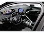 Peugeot 3008 1.2 PureTech Blue Lease Premium/ D-Riem verv: 98.000 KM!/ Virtual Dashb./ Automaat/ Camera/ 18'' LMV/ Apple + Android/ Half-Leder/ Keyless/ PDC V+A/ Navi/ Dode-Hoek DET./ Chroom/ Lane-Assist./ Cruise.