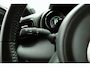 Toyota Yaris 1.5 Hybrid Executive | Apple Carplay/Android Auto | Parkeersensoren | Navigatie | Stoelverwarming | Half lederen bekleding |