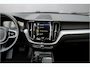 Volvo XC60 2.0 B5 Momentum Pro ACC HUD Pano Elek Trekhaak Ori NL 1e Eig