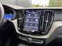 Volvo XC60 T8 Plug-in hybrid AWD Ultimate Dark | Uniek! | SoH 99% | Luchtvering | HU-Display | Wool Blend | 360 camera | Harman/Kardon |