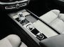 Volvo XC60 T8 Plug-in hybrid AWD Ultimate Dark | Uniek! | SoH 99% | Luchtvering | HU-Display | Wool Blend | 360 camera | Harman/Kardon |