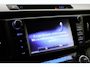 Toyota RAV4 2.5 Hybrid 2WD Style | Trekhaak | Dodehoek detectie | 360 camera | Stoelverwarming | Navigatie | Keyless | Adaptive Cruise | Clima | LED | 18 inch | Leder/alcantara