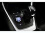 Toyota RAV4 2.5 Hybrid AWD Executive | Panoramadak | Leder | Dodehoek detectie | JBL | Navigatie | 360 camera | Stoelventilatie | Stoel-/stuurverwarming | Verwarmbare voorruit | Digitale binnenspiegel | Apple Carplay / Android Auto | 19 inch