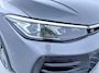 Volkswagen Passat Variant 1.5 eHybrid R-Line Edition 272 pk Automaat (DSG) | Verlengde garantie | Navigatie | Panoramadak | Trekhaak (wegklapbaar) | Parkeersensoren (Park assist) | Rondomzicht camera | Head-up display | Black Style pakket | R-Line |