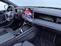 Volkswagen Passat Variant 1.5 eHybrid R-Line Edition 272 pk Automaat (DSG) | Verlengde garantie | Navigatie | Panoramadak | Trekhaak (wegklapbaar) | Parkeersensoren (Park assist) | Rondomzicht camera | Head-up display | Black Style pakket | R-Line |