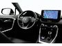 Toyota RAV4 2.5 Plug-in Hybrid AWD Bi-Tone | Trekhaak (1.500 KG) | Dodehoek detectie | Apple Carplay / Android Auto | Stoel-/stuurverwarming | Leder | Full LED | Parkeersensoren voor/achter | Camera | Keyless | Adaptive Cruise | Clima | 18 inch