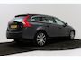 Volvo V60 2.0 T4 Nordic+ | Org NL | Schuif-/Kanteldak | Leer | Stoelverwarming | Camera | Cruise Control | Climate Control |