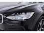 Volvo V90 Cross Country 2.0 T5 Pro | Uitklap Trekhaak | Dealer Ond. | Stoelverwarming V+A | CarPlay | Adap. Cruise | Camera |