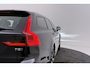 Volvo V90 Cross Country 2.0 T5 Pro | Uitklap Trekhaak | Dealer Ond. | Stoelverwarming V+A | CarPlay | Adap. Cruise | Camera |
