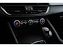 Alfa Romeo Giulia 2.0T Super | Panoramadak | CarPlay | Org NL | Harman/Kardon | Stuur-/Stoelverwarming | Breed Navi | Sportstoelen