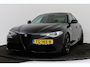 Alfa Romeo Giulia 2.0T Super | Panoramadak | CarPlay | Org NL | Harman/Kardon | Stuur-/Stoelverwarming | Breed Navi | Sportstoelen
