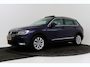 Volkswagen Tiguan 1.4 TSI Connected Series | Uitklap Trekhaak | Panoramadak | Dealer Ond. | CarPlay | Stoelverwarming |