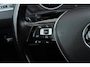 Volkswagen Tiguan 1.4 TSI Connected Series | Uitklap Trekhaak | Panoramadak | Dealer Ond. | CarPlay | Stoelverwarming |