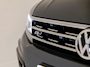 Volkswagen Tiguan 2.0 TSI 4Motion 2x R-Line / 180pk / Panorama dak / Trekhaak / Rondomzicht camera /