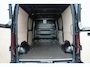 Renault Master E-Tech T35 L2H2 Advance Long Range 87 kWh 143pk - 2x Schuifdeur - 360 parkeersensoren + Camera - Betimmering - Navi - 270 GR Deuren - Stoelverwarming - Rijklaar