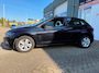 Volkswagen Polo 1.0 TSI Comfortline 5 drs in automaat en parkeersensoren en trekhaak en navigatie en bluetooth en cruise controle