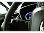 Toyota Corolla Cross Hybrid 200 Style | Stoelverwarming | Parkeersensoren | Half lederen bekleding | Licht metalen velgen | Elektrische achterklep |