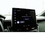 Toyota Corolla Cross Hybrid 200 Style | Stoelverwarming | Parkeersensoren | Half lederen bekleding | Licht metalen velgen | Elektrische achterklep |