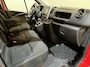 Renault Trafic 2.0 dCi 120 PK L2H1 / Euro 6 / Airco / Cruise Control / PDC / CarPlay / Navigatie / Trekhaak / Imperiaal / 3-Zits