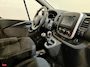 Renault Trafic 2.0 dCi 120 PK L2H1 / Euro 6 / Airco / Cruise Control / PDC / CarPlay / Navigatie / Trekhaak / Imperiaal / 3-Zits