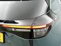 Toyota Yaris Cross 1.5 Hybrid 115 Dynamic Comfort Pack | BTW voertuig | Dodehoek detectie | Stoel+stuurverwarming | Parkeersensoren voor+achter | Climate Control | Cruise Control Adaptive | Navigatie | Apple CarPlay/Android Auto |