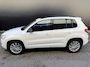Volkswagen Tiguan 1.4 TSI Easyline Pano Stoelverwarming
