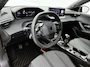 Peugeot 2008 SUV Allure 100pk | Navigatie | Climate Control | Cruise Control | Parkeersensoren v+a | Keyless | Armsteun | Digitaal instrumentenpaneel | Draadloze Apple Carplay / Android Auto + telefoonlader | DAB+ radio | Led koplampen | Donker getint glas | 17" lichtmetalen velgen |