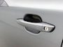 Peugeot 2008 SUV Allure 100pk | Navigatie | Climate Control | Cruise Control | Parkeersensoren v+a | Keyless | Armsteun | Digitaal instrumentenpaneel | Draadloze Apple Carplay / Android Auto + telefoonlader | DAB+ radio | Led koplampen | Donker getint glas | 17" lichtmetalen velgen |