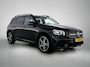 Mercedes-Benz GLB 180 Business Solution AMG | Panoramadak | Sfeerverlichting | Cruise Control | Inclusief 24 maanden MB Certified garantie voor Europa.