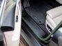 Porsche Taycan Sport Turismo 79 kWh | BOSE | PASM LUCHTVERING | PANORAMADAK | 20 INCH | ACHTERUITRIJCAMERA | WARMTEPOMP | ADAPTIEVE CRUISE CONTROL | 14-WEG STOELEN | VULKAANGRIJS |