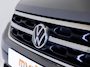 Volkswagen T-Roc 1.0 TSI R-Line / 110pk / NAP / Dodehoek herkenning / Virtual dashboard /