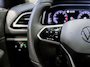 Volkswagen T-Roc 1.0 TSI R-Line / 110pk / NAP / Dodehoek herkenning / Virtual dashboard /