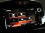 Renault Clio 0.9 TCe Intens *Dealer onderhouden* - Panodak - Navi - Sensor V+A - Armsteun voor