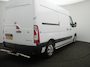 Renault Master T35 2.3 dCi 135 L2H2 Work Edition - Trekhaak - Sidebars - Deursloten - 3 persoons -