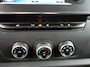 Renault Master T35 2.3 dCi 135 L2H2 Work Edition - Trekhaak - Sidebars - Deursloten - 3 persoons -