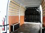 Renault Master T35 2.3 dCi 135 L2H2 Work Edition - Trekhaak - Sidebars - Deursloten - 3 persoons -