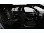 Volvo EC40 P5 Long Range Ultra Black Edition Europa 82 kWh | Nieuw Model | Matrix LED | Harman Kardon Audio | Adaptieve Cruise Control | Panoramadak | 20" | Stoelverwarming Voor + Achter | Getint Glas | BLIS |