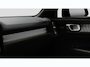 Volvo EC40 P5 Long Range Ultra Black Edition Europa 82 kWh | Nieuw Model | Matrix LED | Harman Kardon Audio | Adaptieve Cruise Control | Panoramadak | 20" | Stoelverwarming Voor + Achter | Getint Glas | BLIS |
