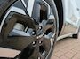 Kia Niro EV ExecutiveLine 64.8 kWh Accu 100% | Meest luxe uitvoering | Schuif/kantel dak | Dodehoek Detectie | Cruise Control Adaptief | Head up Display | Stoelverwarming en Ventilatie | Harmen / Kardon | camera | Carplay & Android | Fabrieksgarantie t/m 19-06-2031