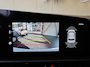 Kia Niro EV ExecutiveLine 64.8 kWh Accu 100% | Meest luxe uitvoering | Schuif/kantel dak | Dodehoek Detectie | Cruise Control Adaptief | Head up Display | Stoelverwarming en Ventilatie | Harmen / Kardon | camera | Carplay & Android | Fabrieksgarantie t/m 19-06-2031