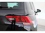 Volkswagen Tiguan 1.5 TSI R-Line DSG | Rijklaar! | Pano | Elek. Trekhaak | Camera | Stoel- Stuurverw. | Keyless | Apple CarPlay