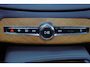 Volvo XC90 T8 Recharge AWD Inscription - IntelliSafe Assist & Surround - 360º Camera - Harman/Kardon audio - Adaptieve LED koplampen - Verwarmde voorstoelen, stuur & achterbank - Parkeersensoren voor & achter - Elektr. bedienb. voorstoelen met geheugen - Draadloze tel. lader - Extra getint glas - Inklapbare trekhaak - 20' LMV